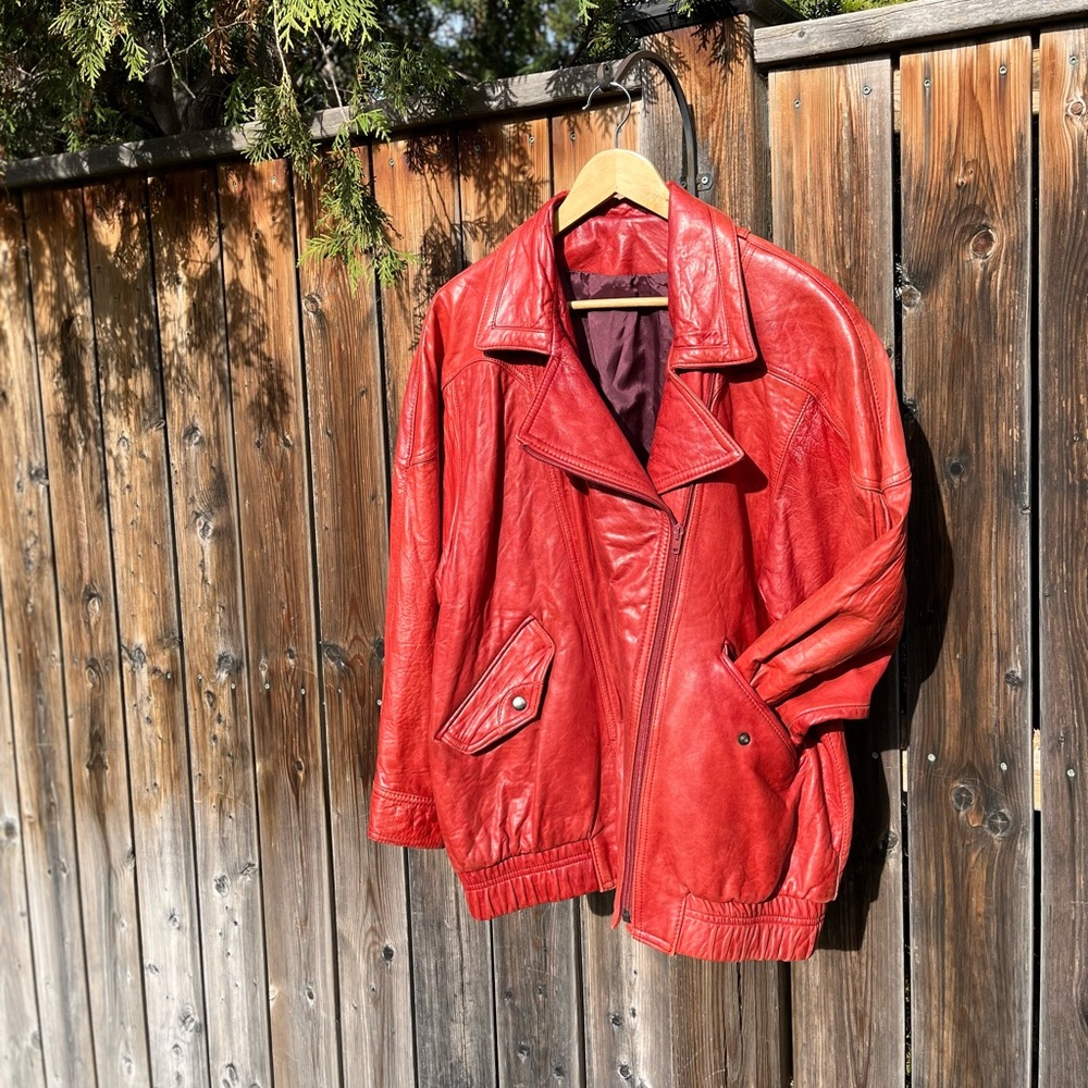 Vintage leather bomber